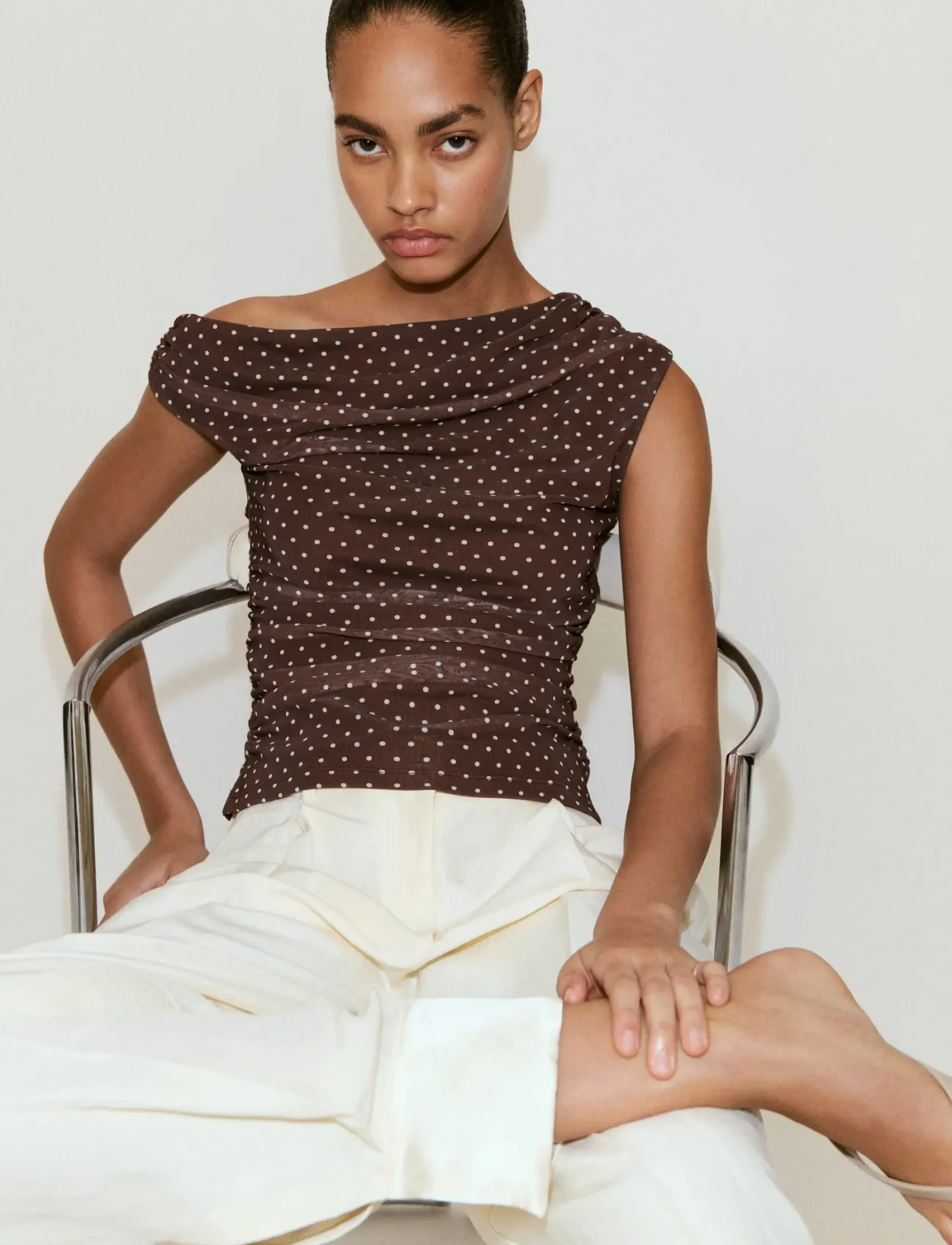 Mango Asymmetric Polka Dot Top, L, Oberteile, Braun - Party Frauen