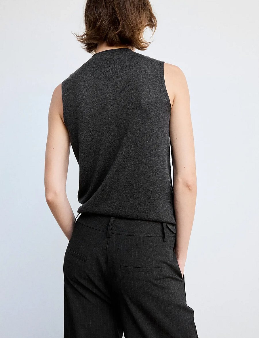 Mango - Fine-knit waistcoat with buttons - stickade västar - charcoal - 3