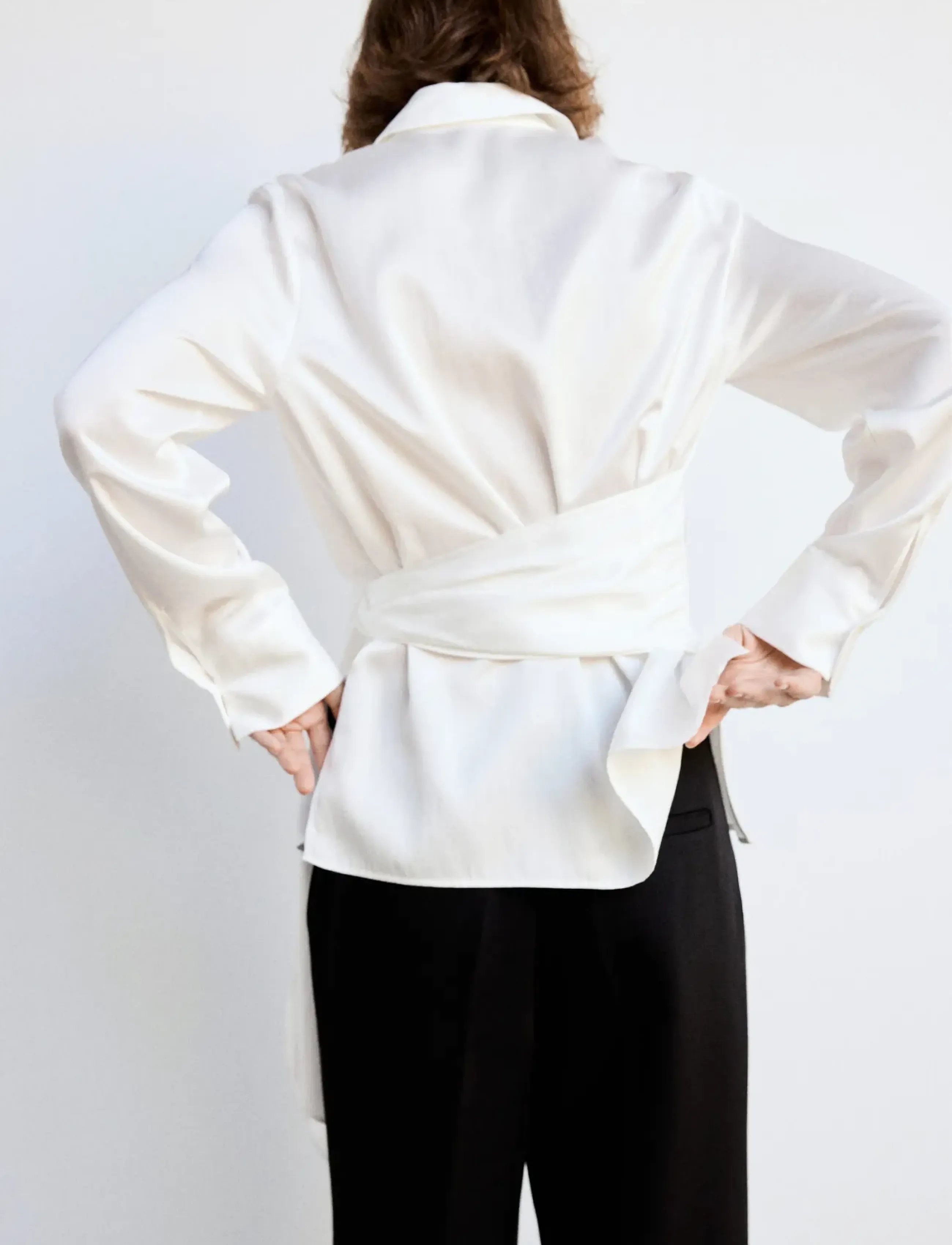 Mango - Straight-fit shirt with bow detail - långärmade skjortor - natural white - 2