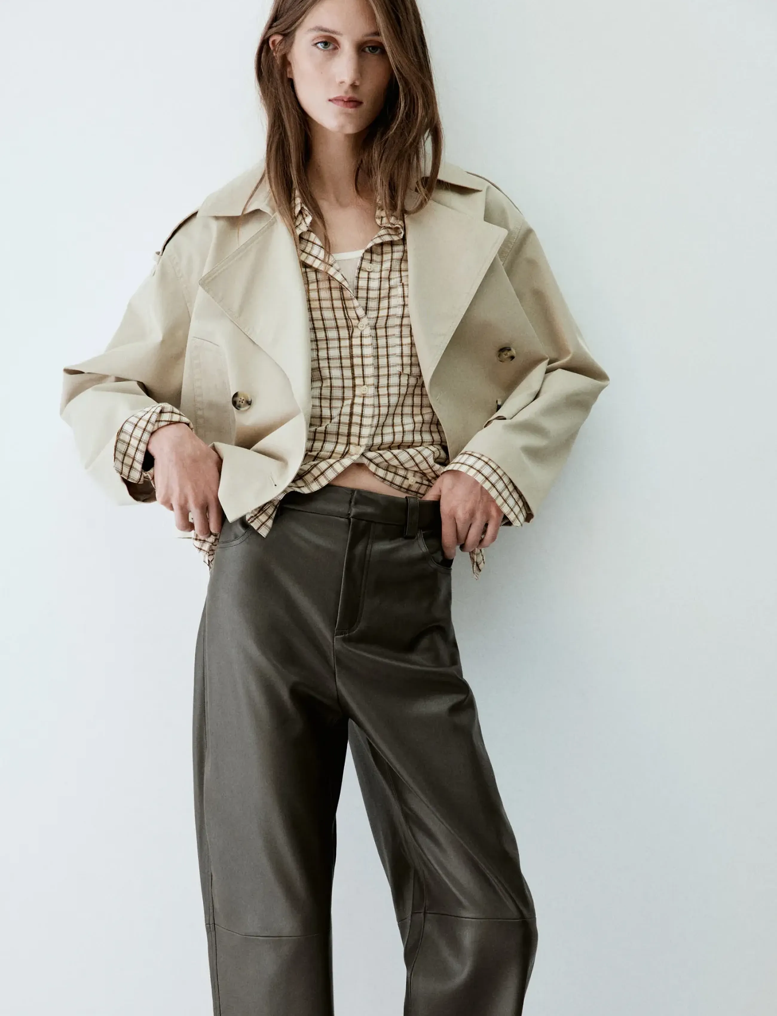 Mango Balloon trousers in faux leather - Tønnebukser - BEIGE - KHAKI / khaki/green