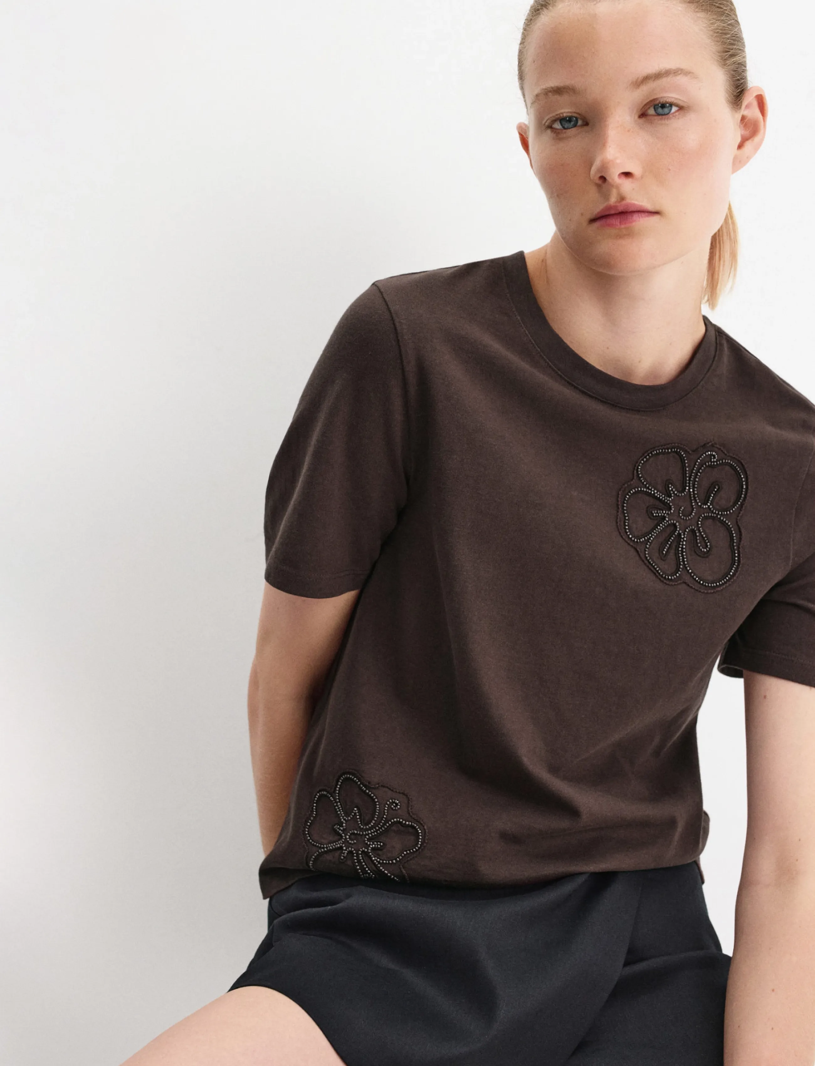 Mango Cotton T-Shirt With Floral Embroideries, M, T-shirts & Oberteile, Braun - Short-sleeved, Frauen