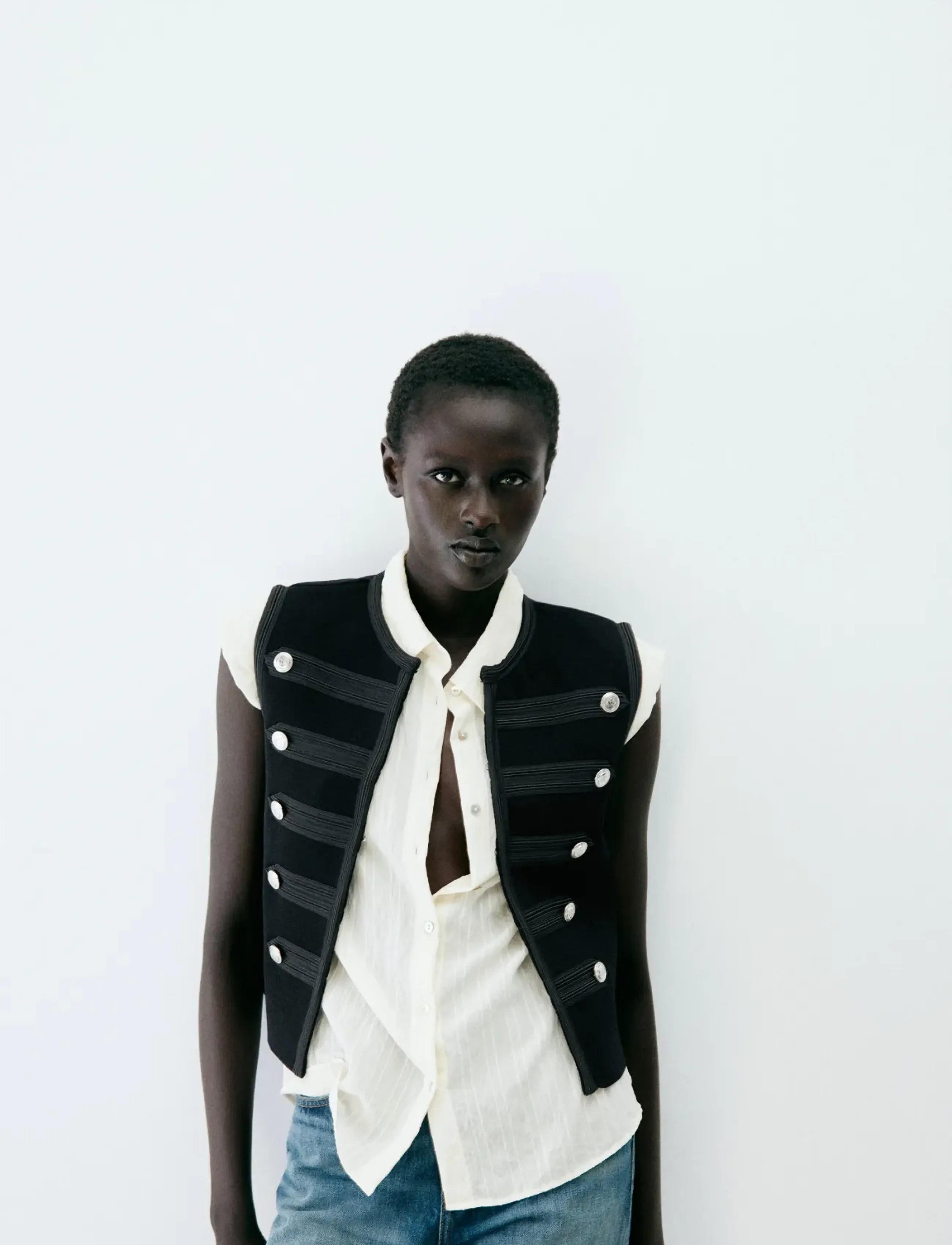 Mango - Knitted gilet with buttons - strikveste - black - 0
