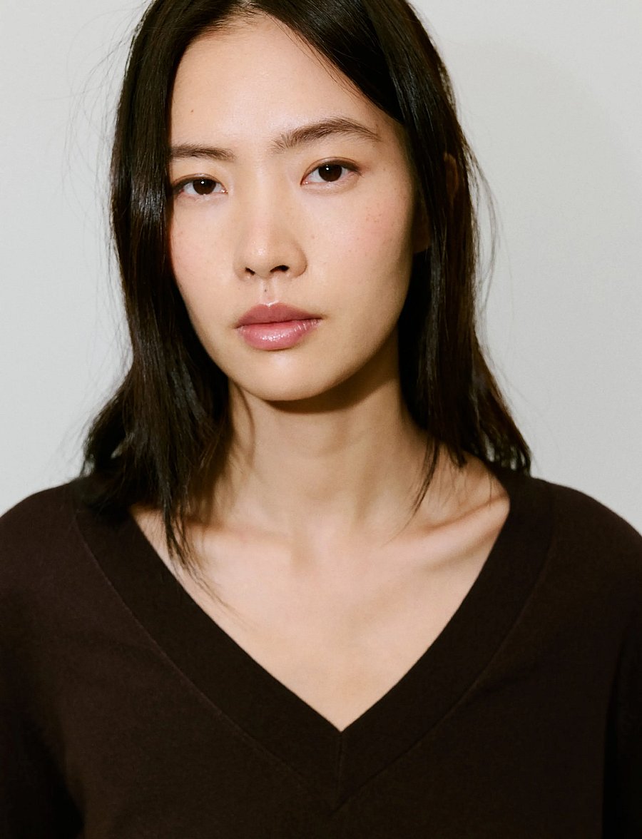 Mango - V-neck knit sweater - striktrøjer - dark brown - 0