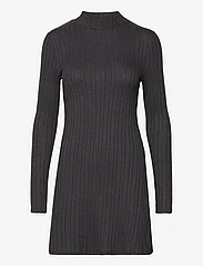 Mango - Short knitted dress - stickade klänningar - grey - 0
