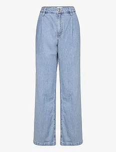 Straight pleated jeans, Mango