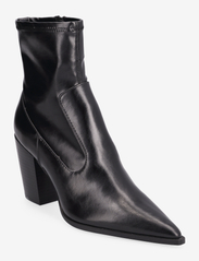 Pointed-toe ankle boot swith zip closure - BLACK