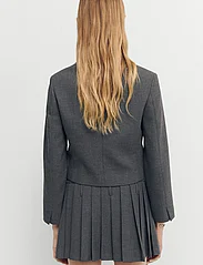 Mango - Pleated mini-skirt - plisserede nederdele - grey - 3