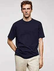 Mango - Basic 100% cotton relaxed-fit t-shirt - alhaisimmat hinnat - navy - 2