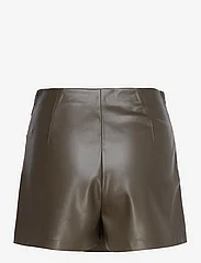 Mango - Leather-effect culottes - nahkashortsit - beige - khaki - 1
