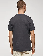 Mango - Basic cotton V-neck T-shirt - alhaisimmat hinnat - dark grey - 3
