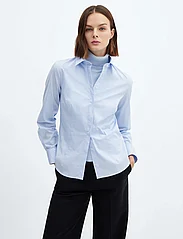 Mango - Fitted cotton shirt - långärmade skjortor - lt-pastel blue - 2