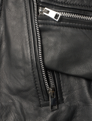 Mango - Leather biker jacket - kevättakit - black - 6