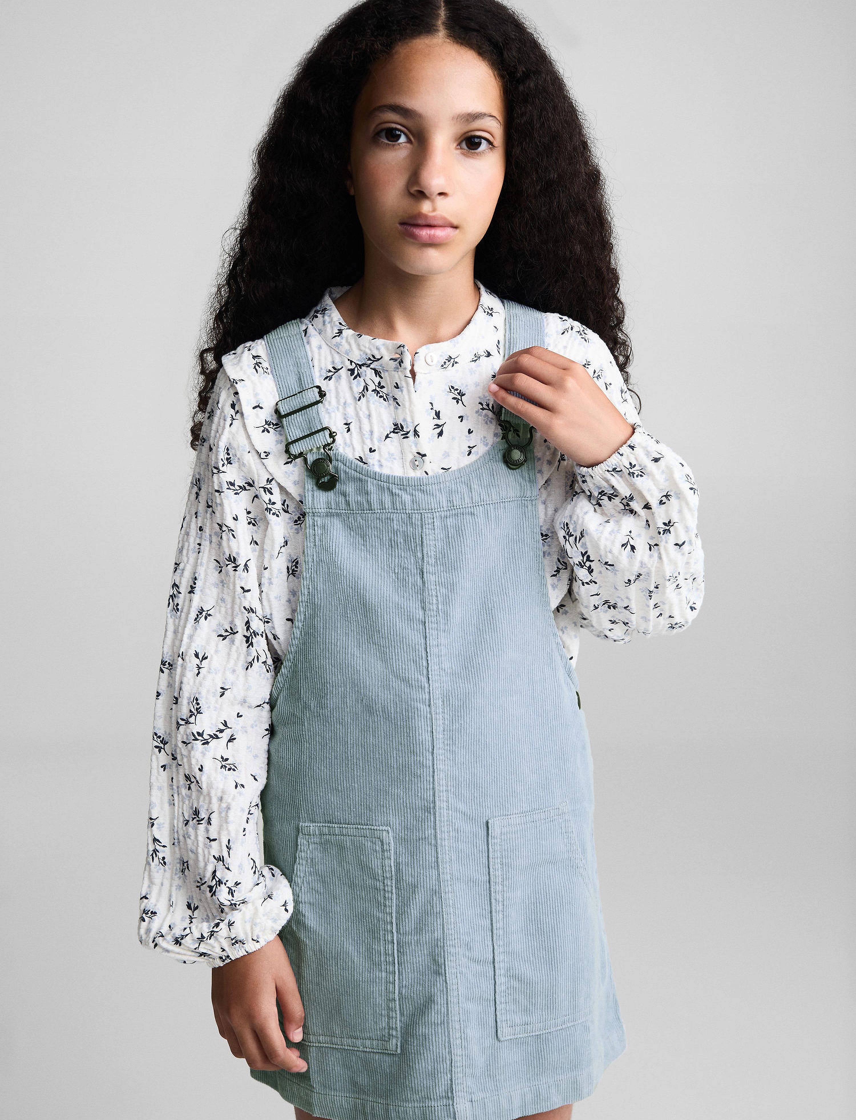 Mango Corduroy pinafore with pockets - Hängselbyxor - MEDIUM BLUE / blue