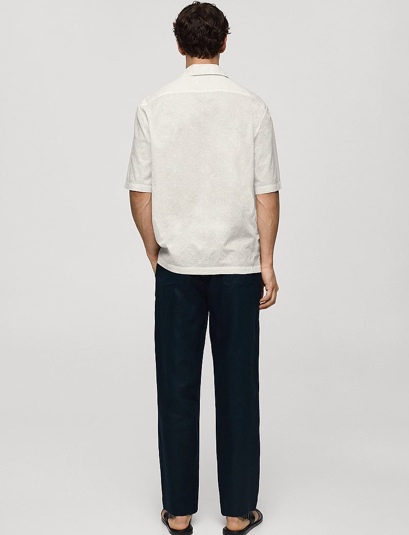 Mango - Relaxed-fit 100% cotton embroidered shirt - kurzärmelig - natural white - 3