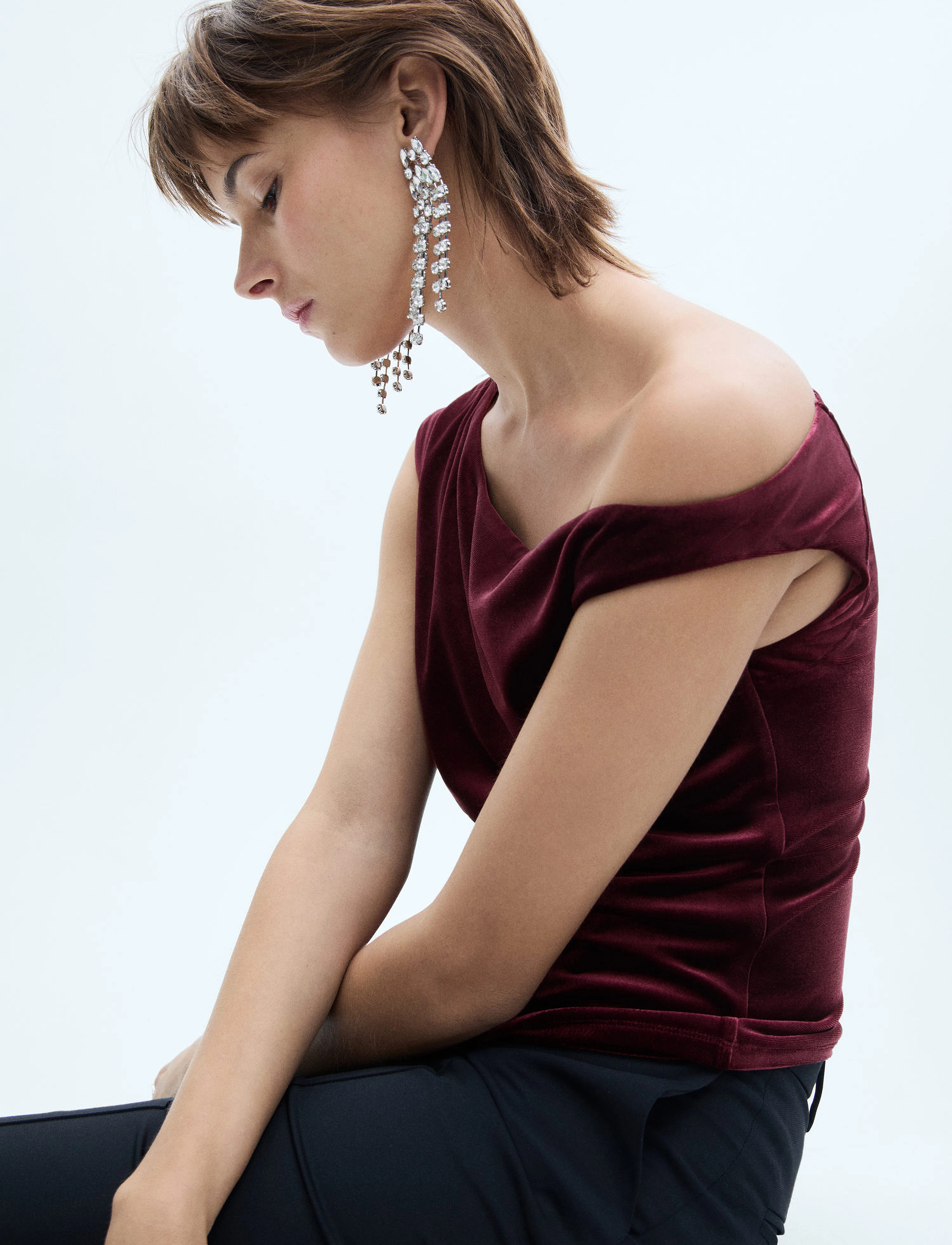 Mango Asymmetric velvet top - Ärmellose blusen - DARK RED / burgundy