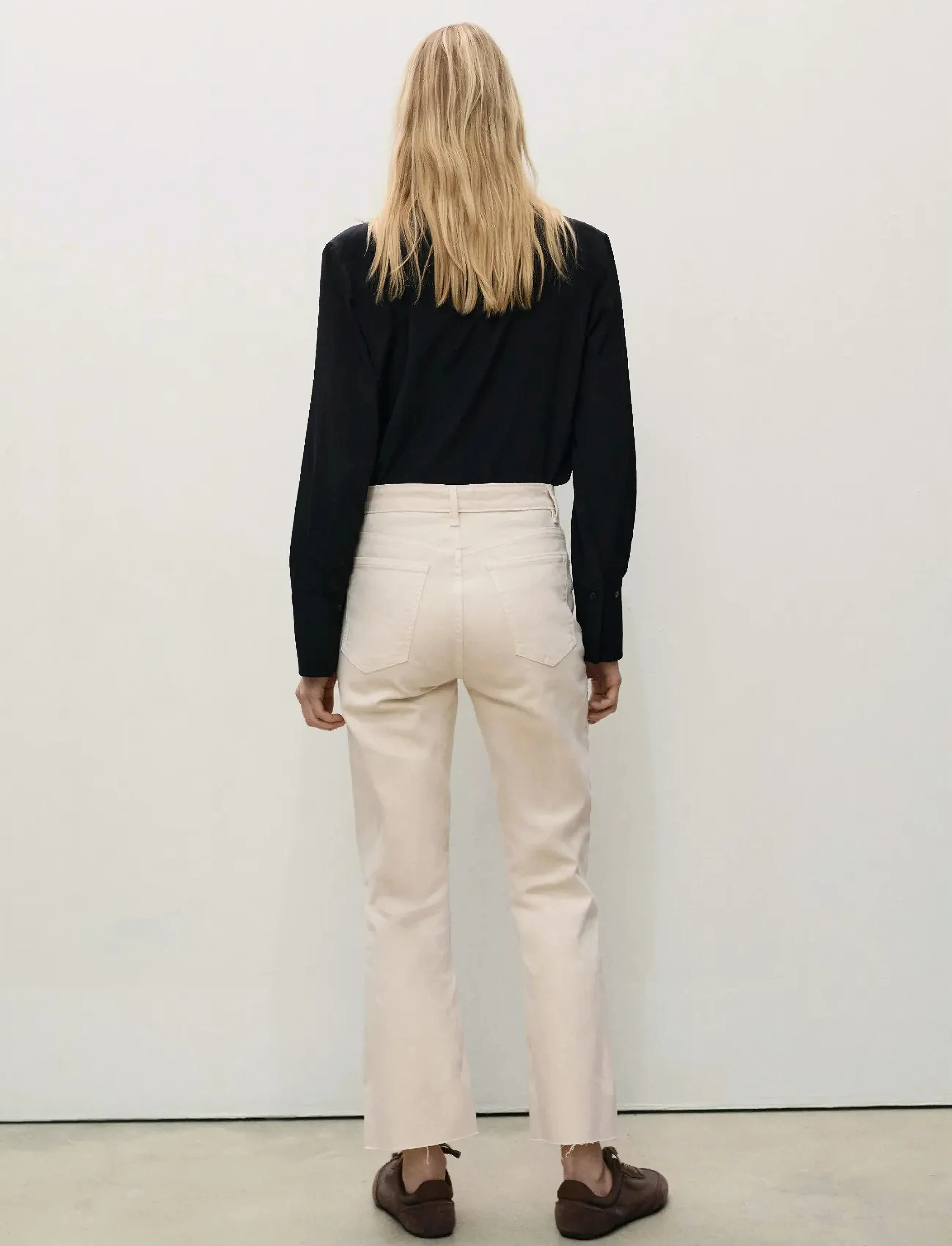 Mango - Sienna flared cropped jeans - utsvängda jeans - light beige - 3