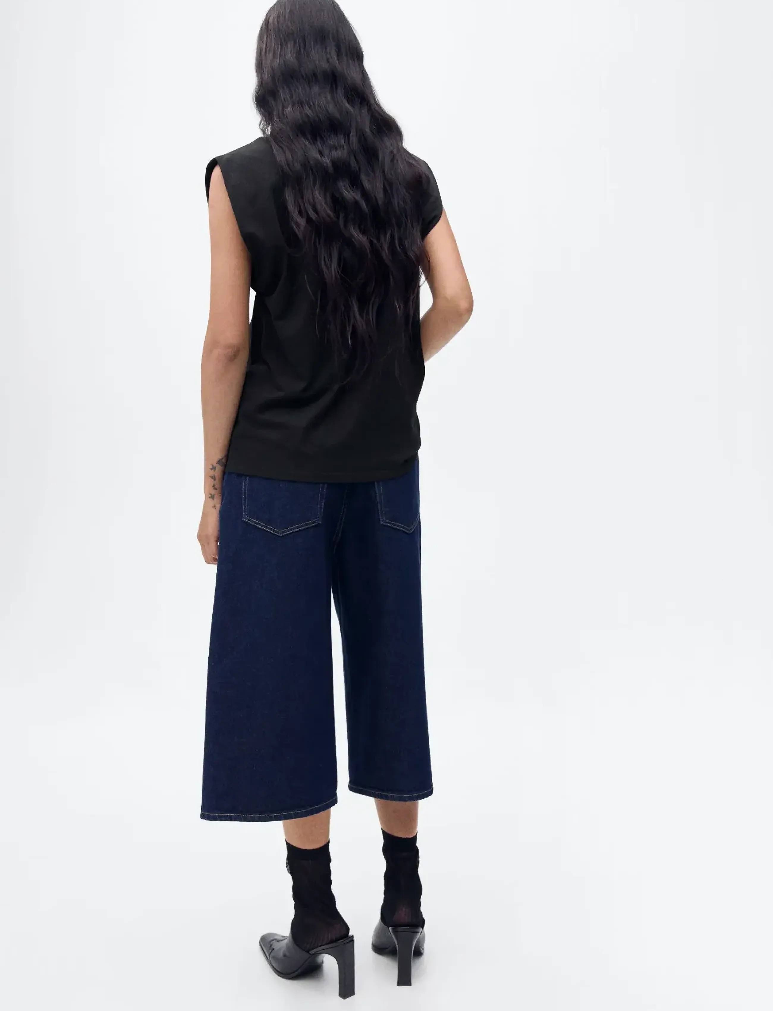 Mango - Short-sleeved cotton t-shirt - tanktops - black - 3