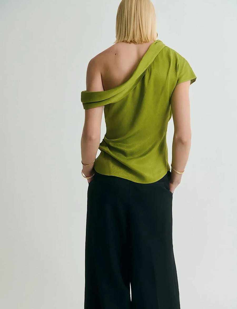 Mango - Satin blouse with asymmetrical neck - kortärmade blusar - green - 3