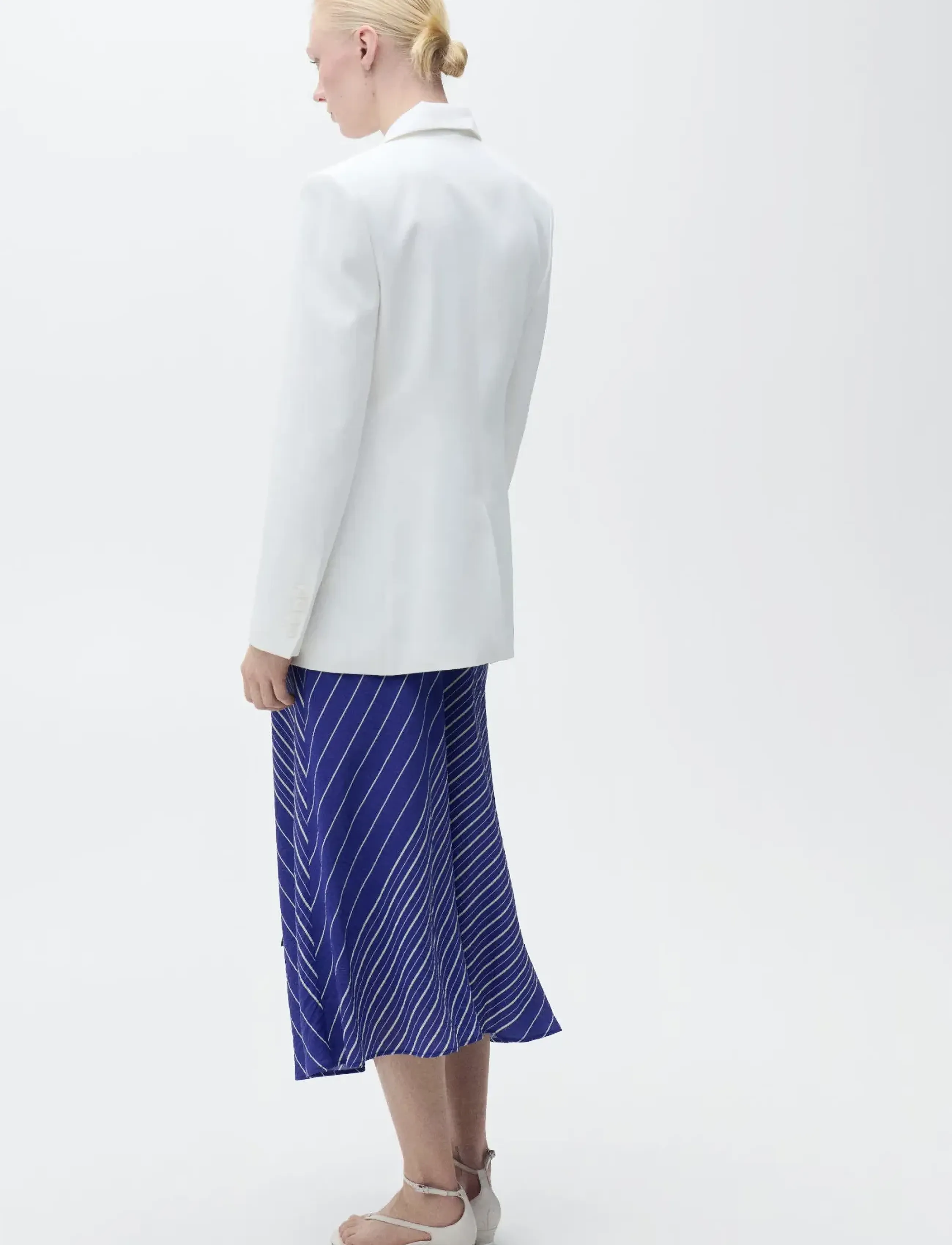 Mango - Striped midi-skirt with belt - medium blue - 3