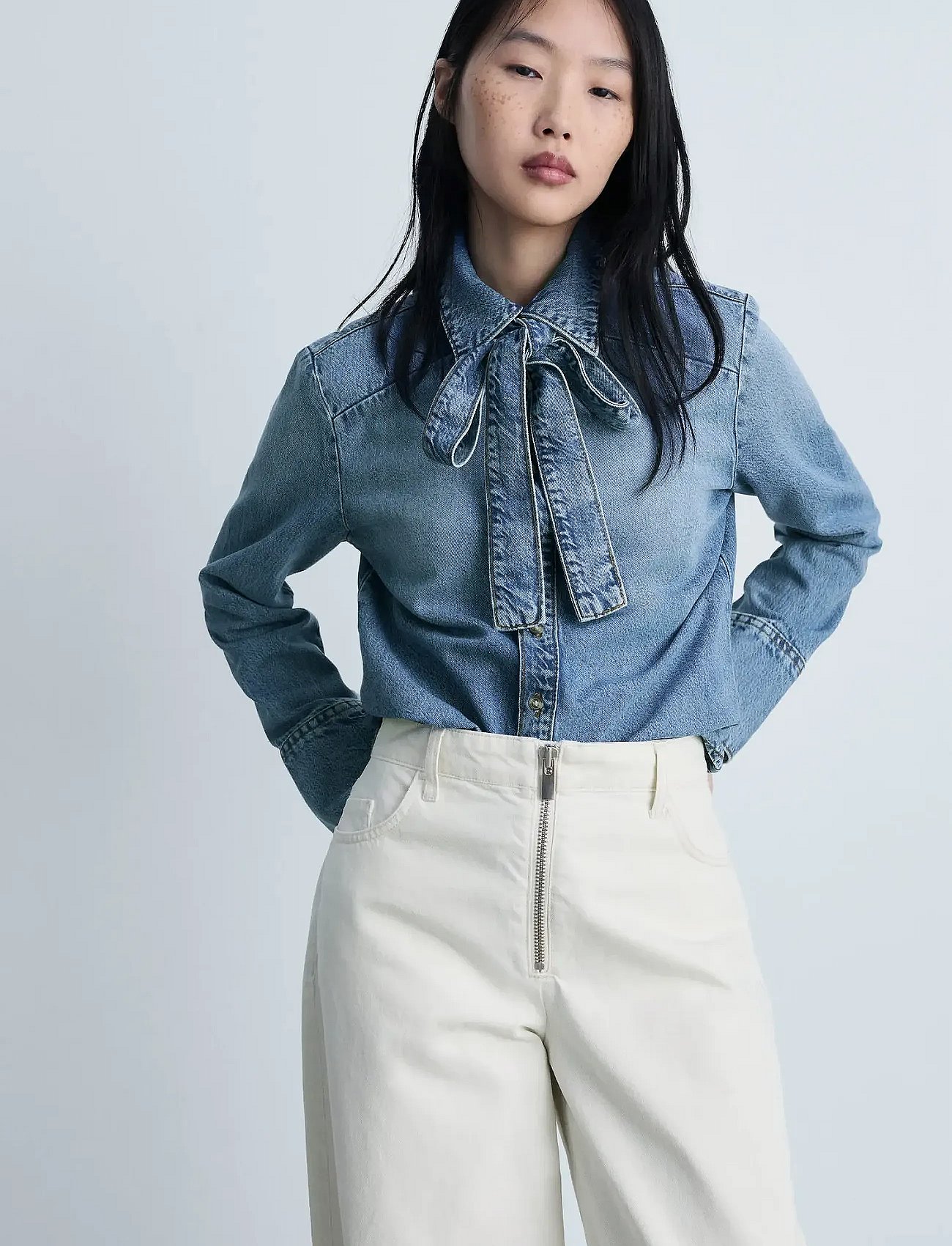 Denim shirt with bow - OPEN