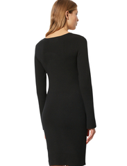 Marc O'Polo - HEAVY KNIT DRESSES - knitted dresses - black - 3