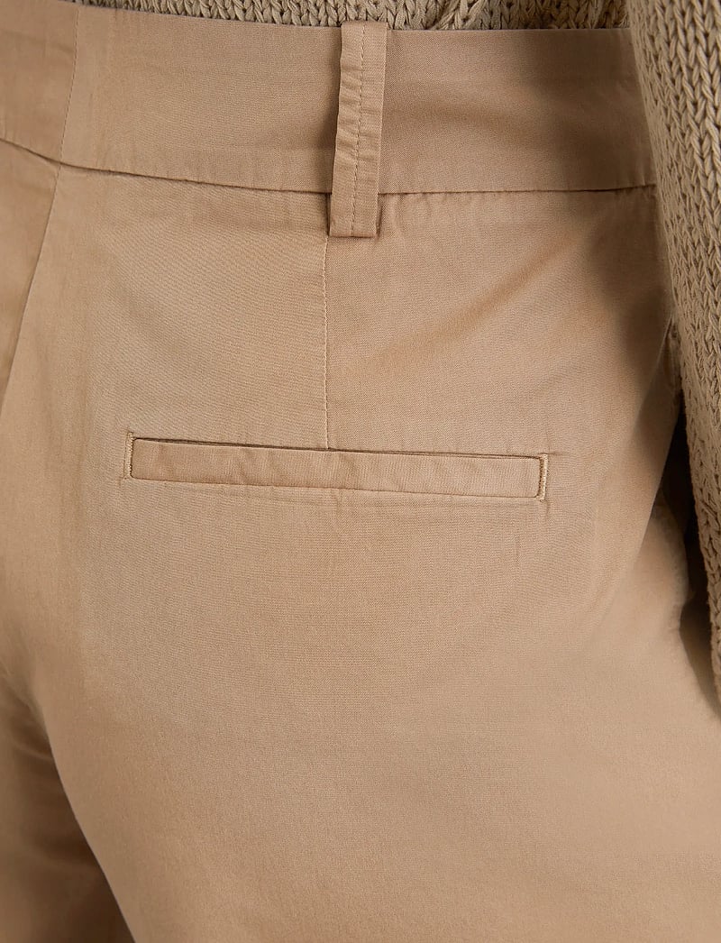 Marc O'Polo - WOVEN SHORTS - chino-shorts - summer sand - 3