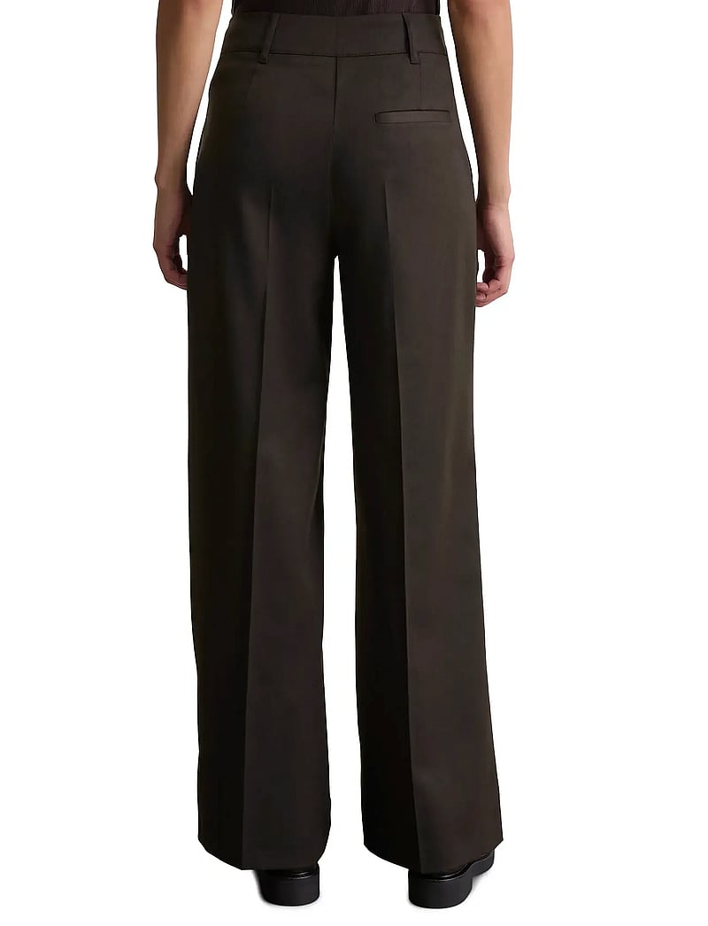 Marc O'Polo - WOVEN PANTS - hosen mit weitem bein - dark coffee - 2