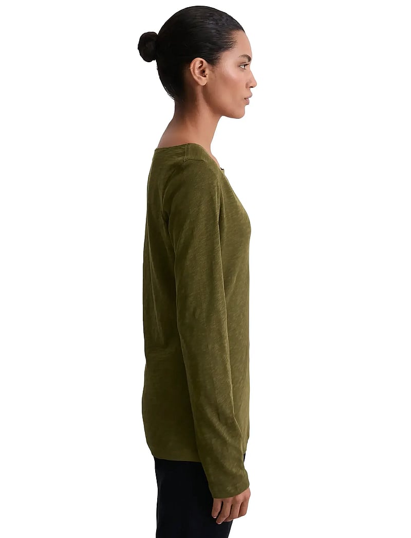 Marc O'Polo - T-SHIRTS LONG SLEEVE - langærmede toppe - mossy olive - 4