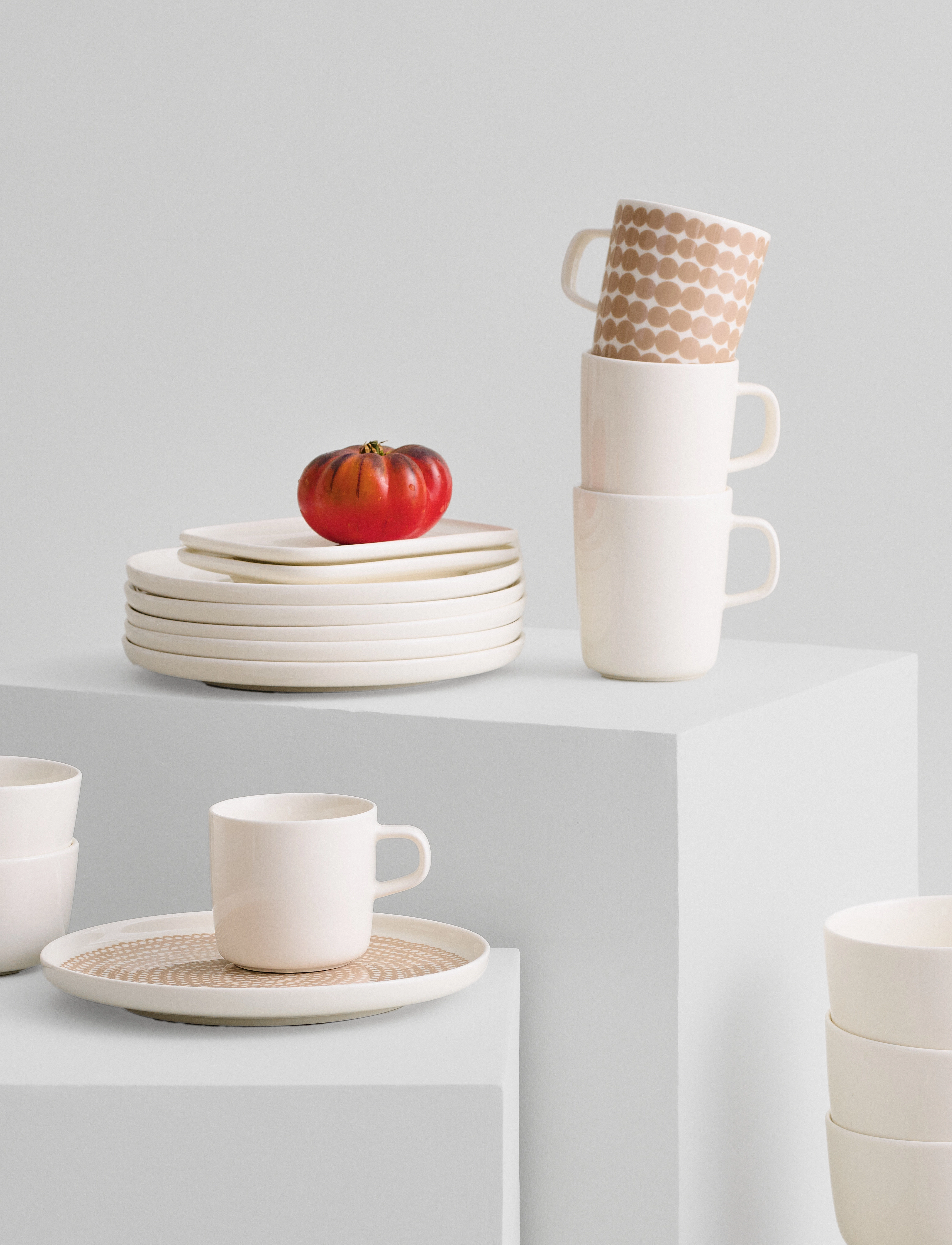 Marimekko Home Oiva Plate 25 Cm, Ø cm, Plates, Weiß - Dinner Homeware