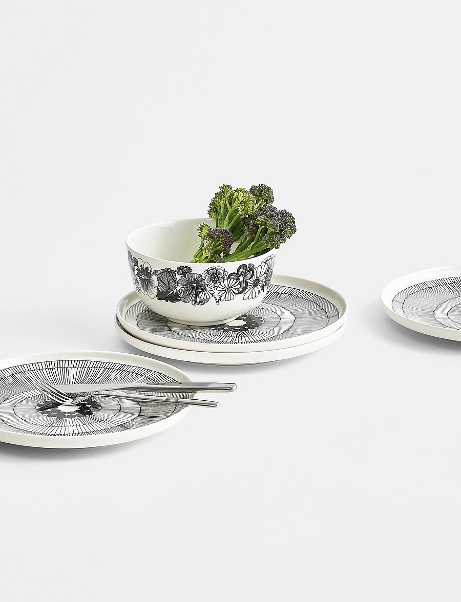 Marimekko Home - SIIRTOLAPUUTARHA PLATE 25CM - praetaldrikud - white,black - 0