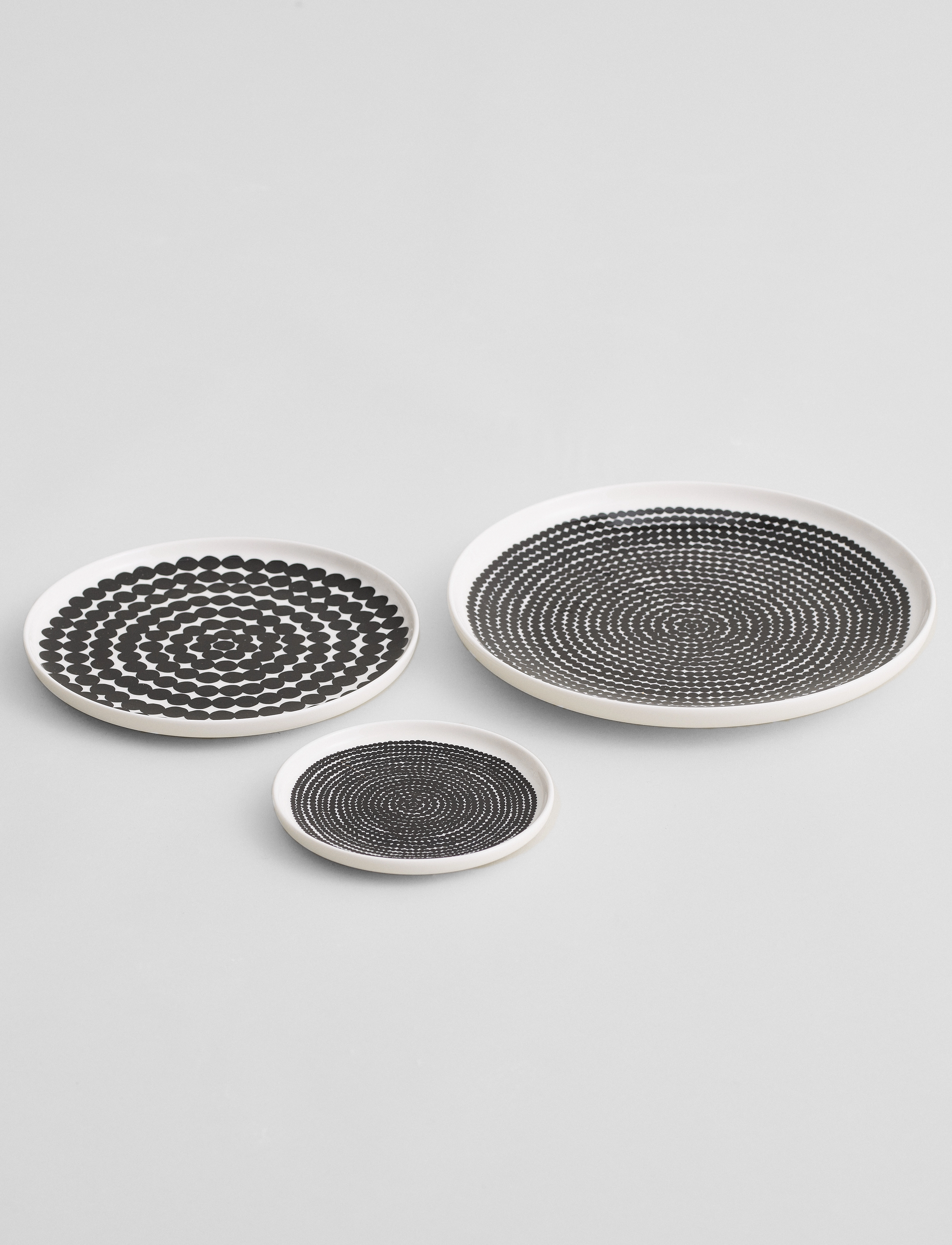 Marimekko Home Räsymatto Plate 25 Cm, Ø cm, Plates, Schwarz - Dinner Unisex