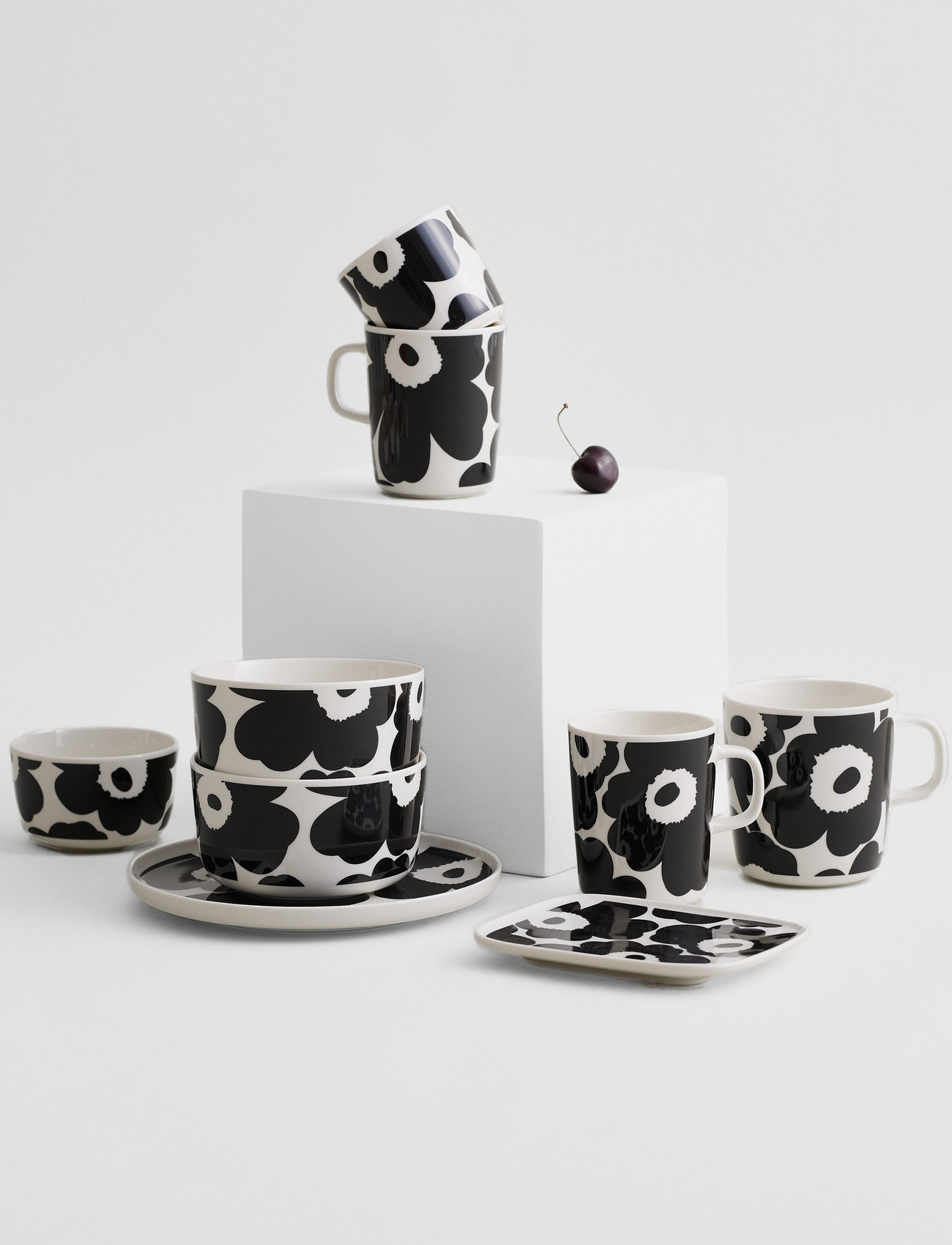 Marimekko Home - UNIKKO COFFEE CUP 2DL WITHOUT HOLDERS 2PIECES - laagste prijzen - white, black - 1