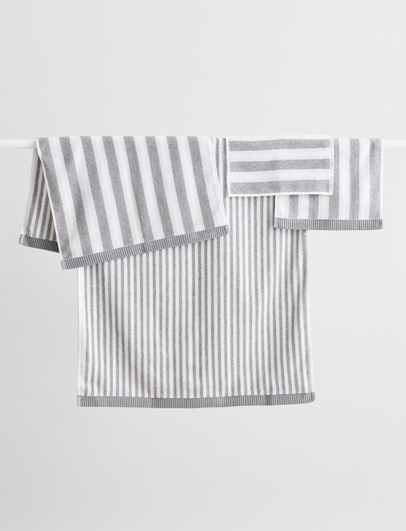 Marimekko Home - KAKSI RAITAA MINI TOWEL 30X30 - de laveste prisene - white/grey - 1