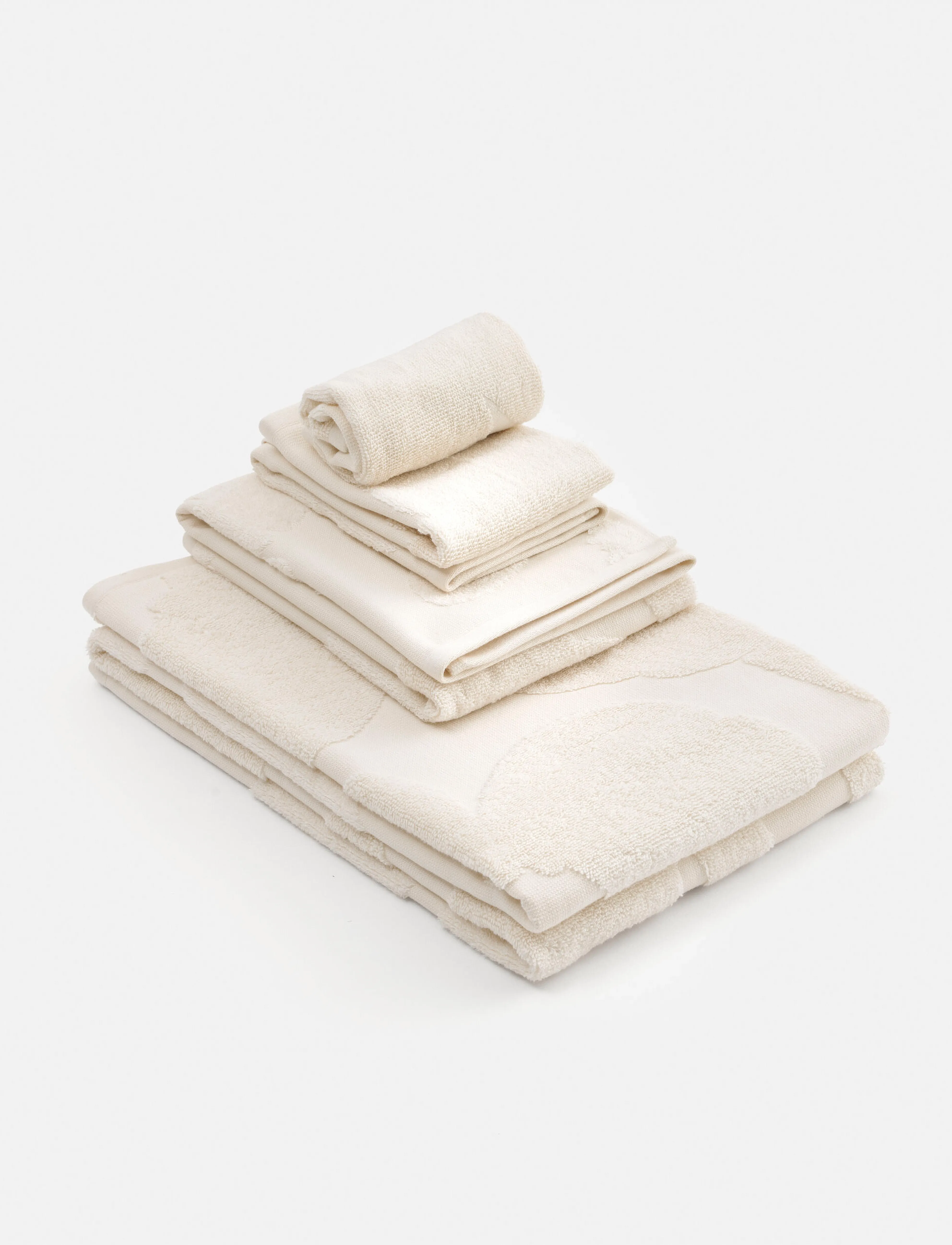 Marimekko Home Unikko Solid Bath Towel70X150, 70X150 cm, Towels & Towels, Creme - Homeware