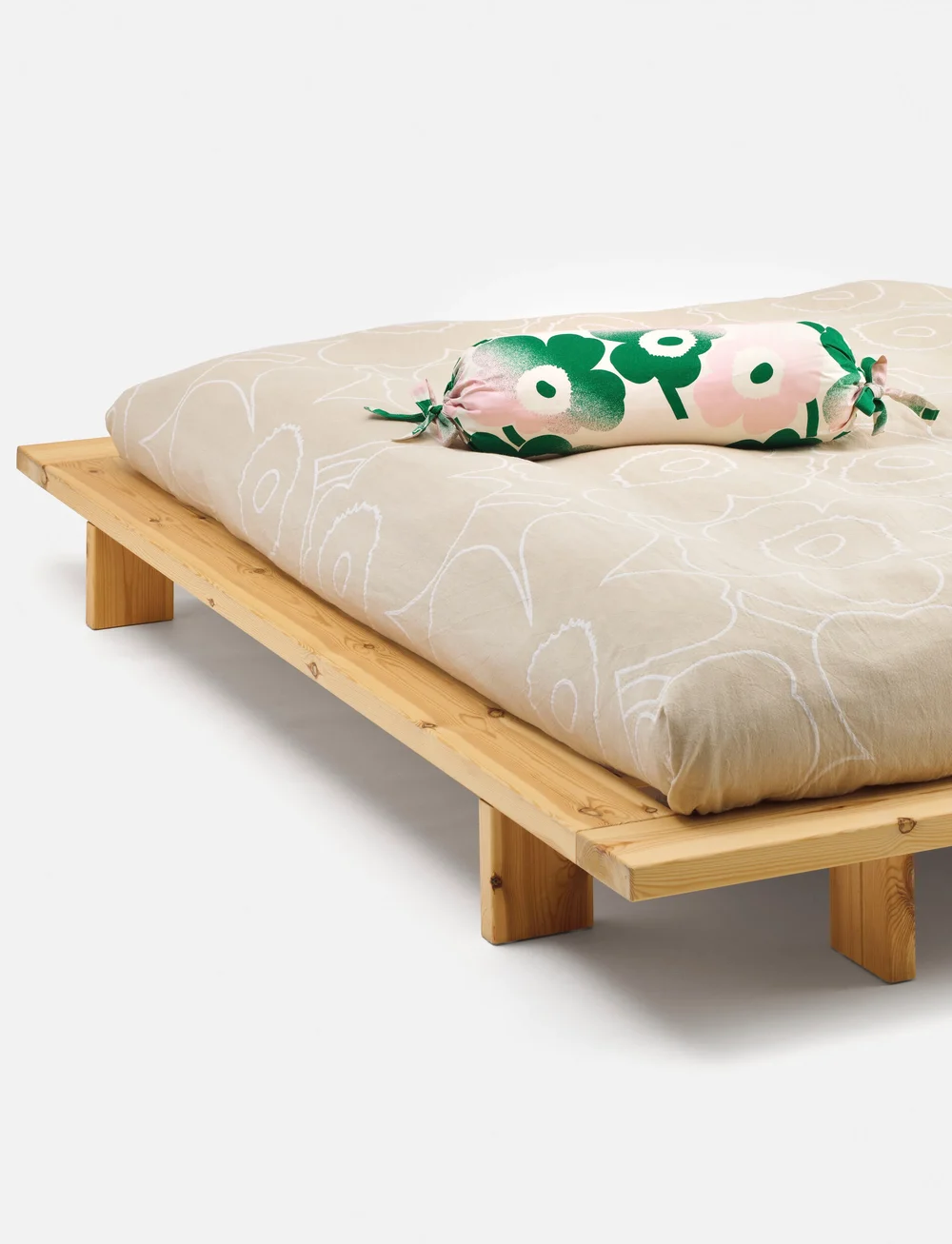 Marimekko Home - PIIRTO UNIKKO BEDSPREAD - bedspreads - white, off white - 1