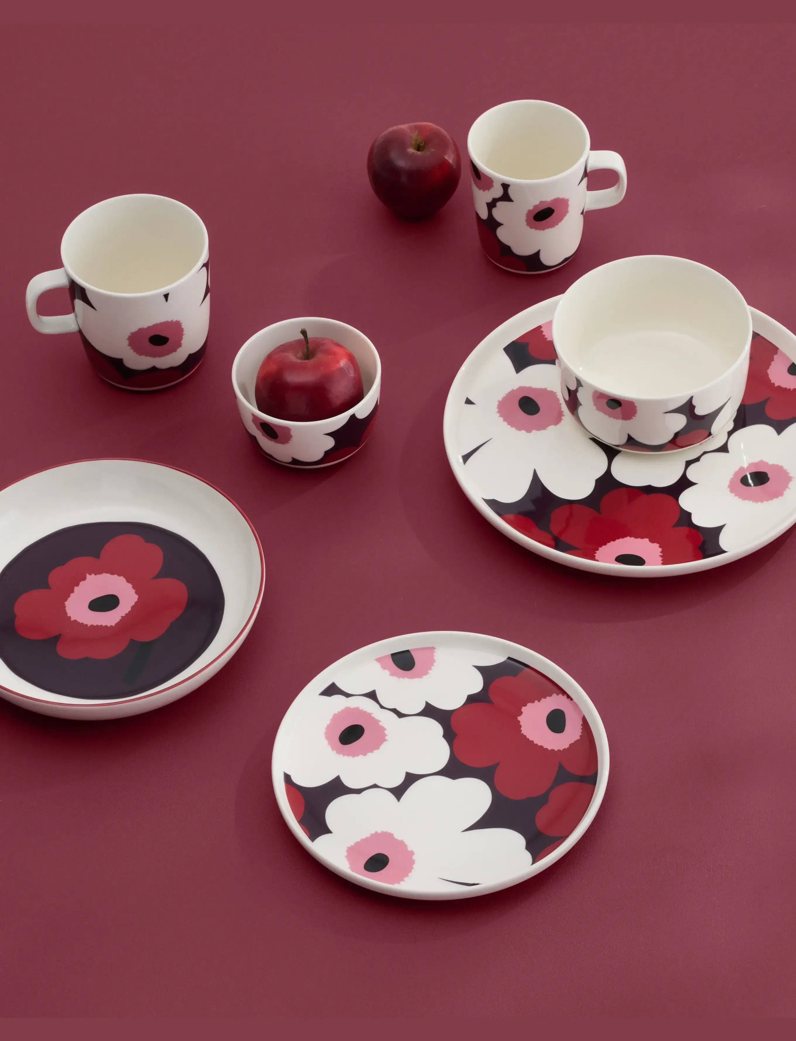 Marimekko Home - UNIKKO MUG 2,5DL - white, plum, cranberry, pink - 0