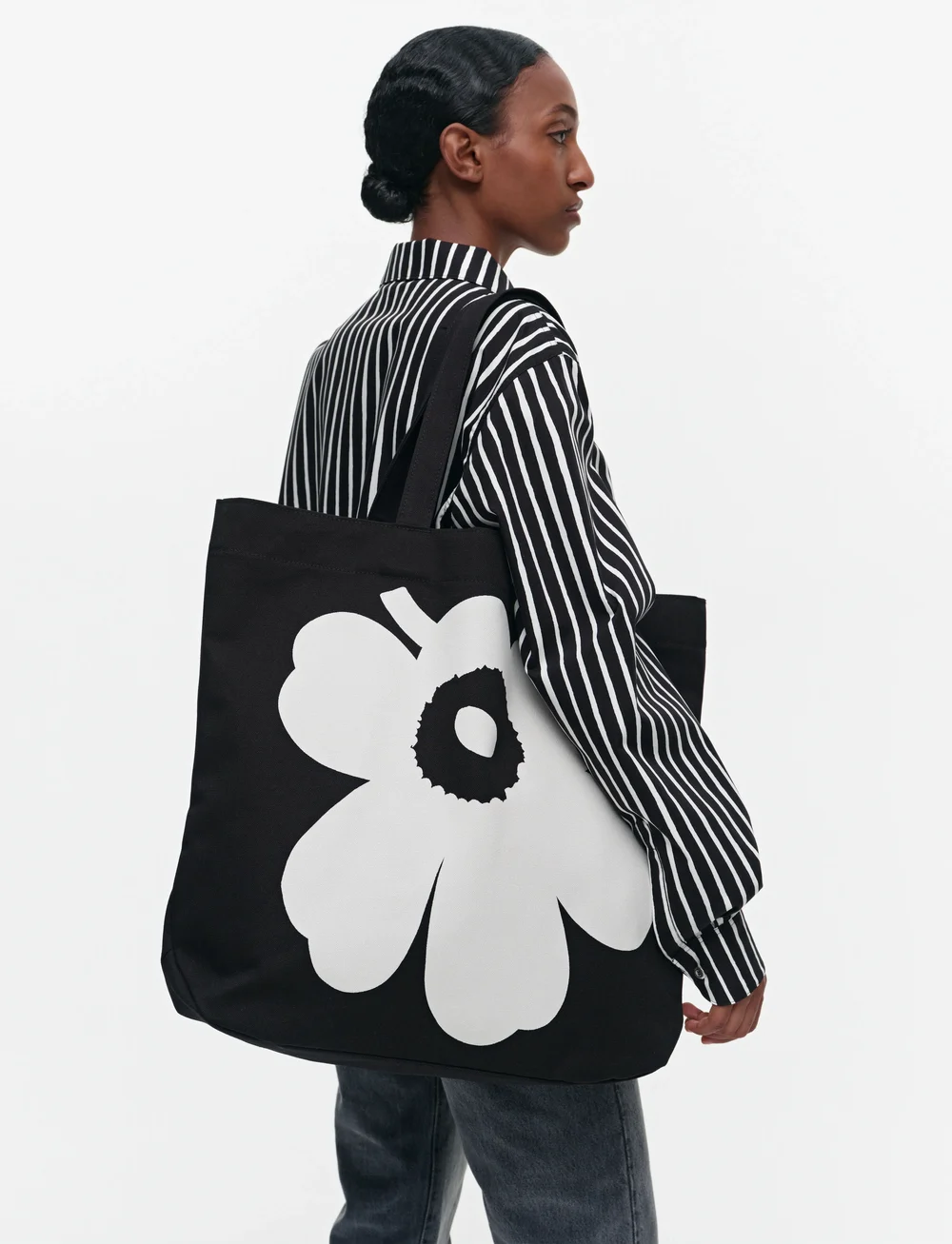 Marimekko - TORNA UNIKKO - sacs en toile - black,white - 5