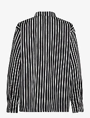 Marimekko - JOKAPOIKA 2017 - chemises à manches longues - black, white - 1