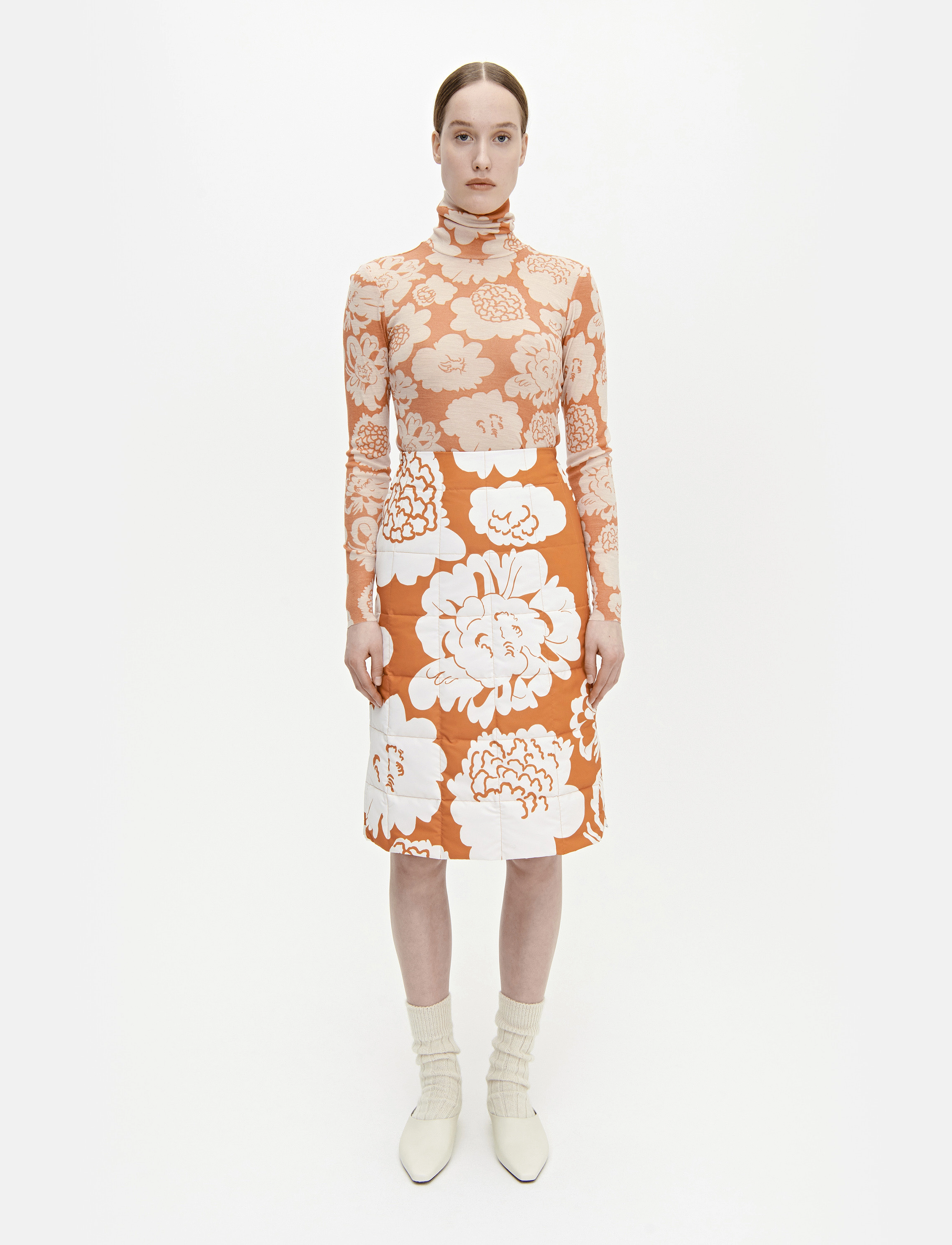 Marimekko - JULIHULD PIONI - yellow, off-white - 2