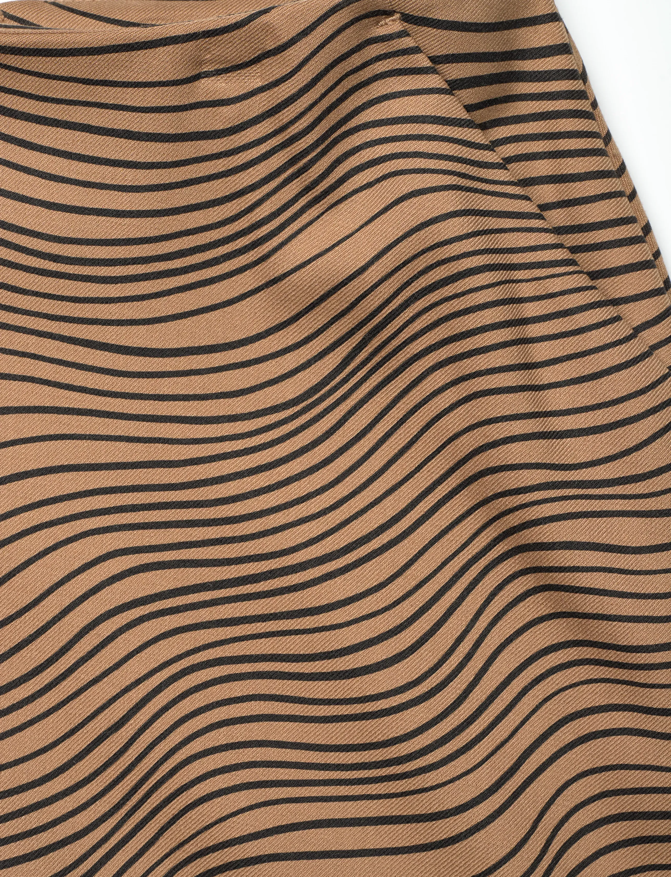 Marimekko - TASISMI NÄKKI - maxi röcke - black, brown - 2