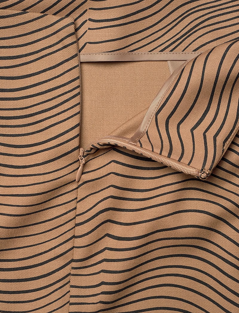 Marimekko - TASISMI NÄKKI - maxikjolar - black, brown - 3