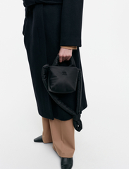 Marimekko - PILLOW MINI SOLID - vakarėlių drabužiai išparduotuvių kainomis - black - 4