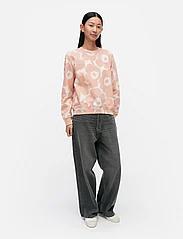 Marimekko - LEIOT PIENI UNIKKO 2 - sweatshirts & huvtröjor - light pink, off-white - 2