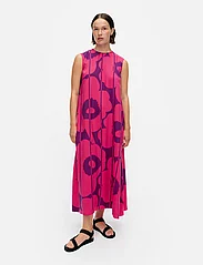 Marimekko - MIGOT VESI UNIKKO - summer dresses - fuchsia, dark purple - 4