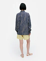 Marimekko - JOKAPOIKA 2017 - koszule z długimi rękawami - dark blue, white - 3