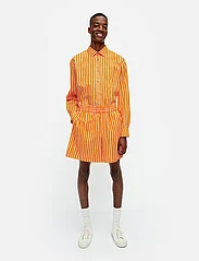 Marimekko - JOKAPOIKA SHORTS - casual shorts - orange, off-white - 4