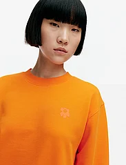 Marimekko - LEIOT UNIKKO PLACEMENT - sweatshirts & hoodies - orange, orange - 0