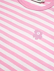 Marimekko - TASARAITA RELAXED SS - t-shirts - light pink, off-white - 2