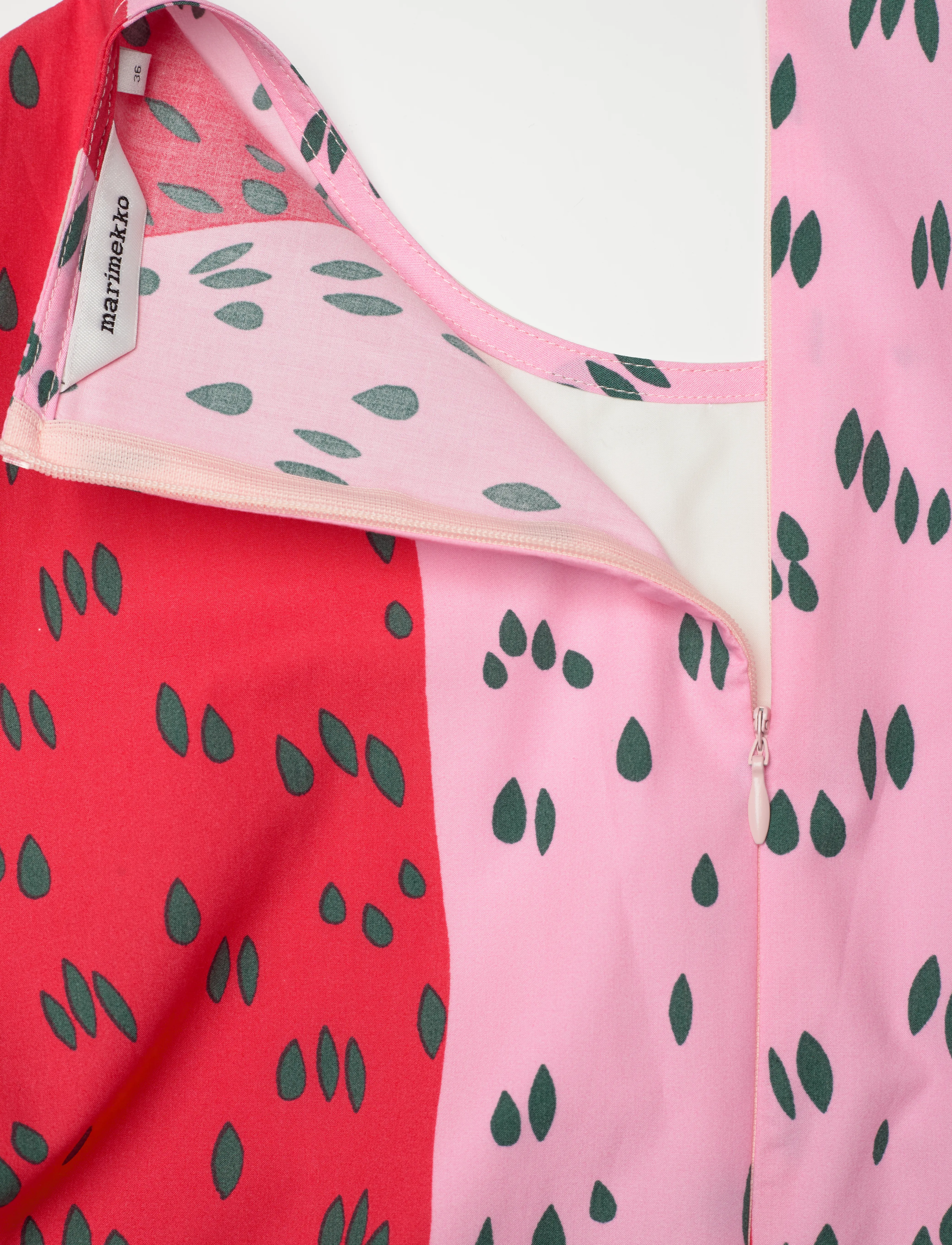 Marimekko - KOTELO MANSIKKAVUORET - peach, light pink, green - 2