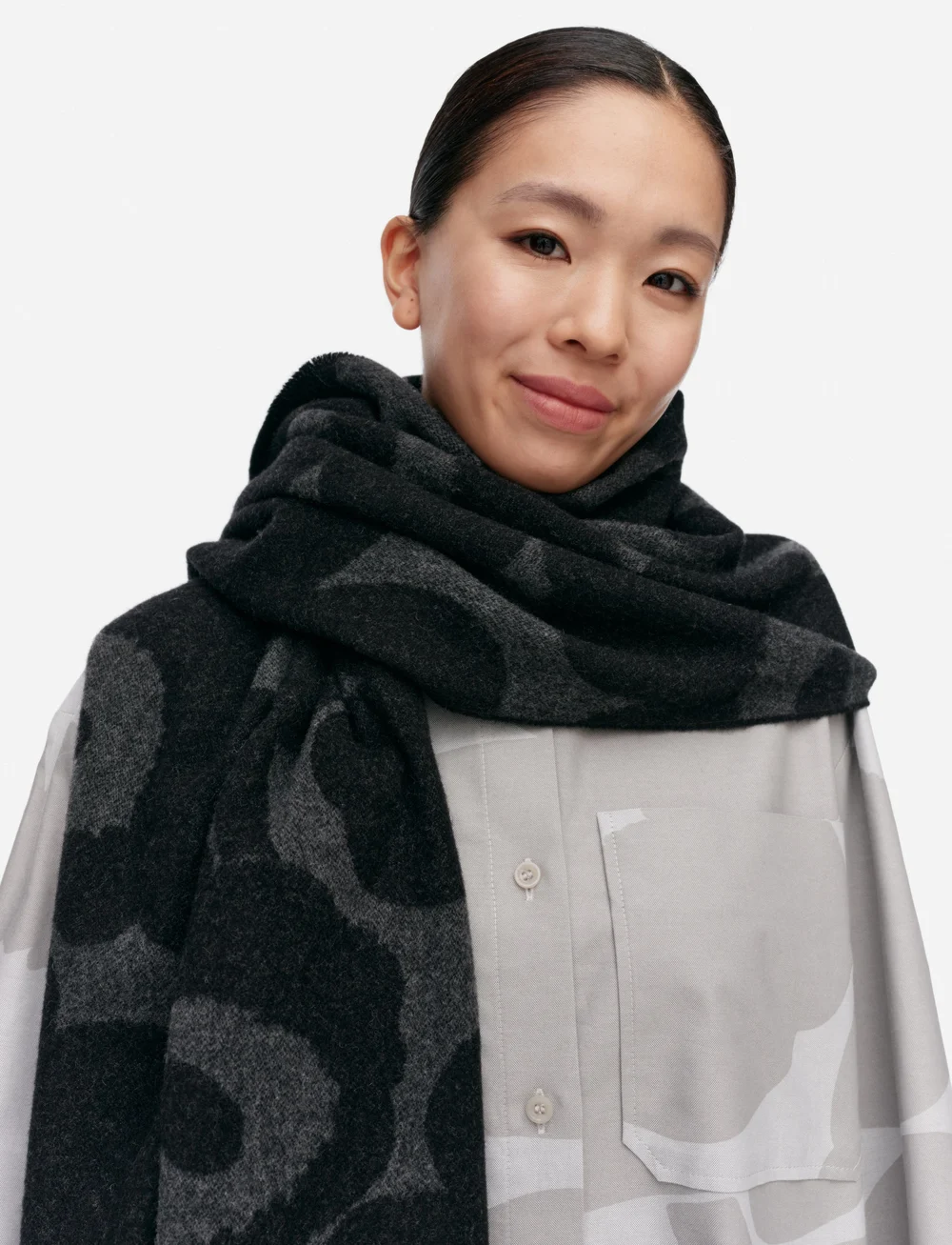 【marimekko】ストール Siime Scarf Black marimekko】ストール Siime Scarf Black マリメッコ marimekko
